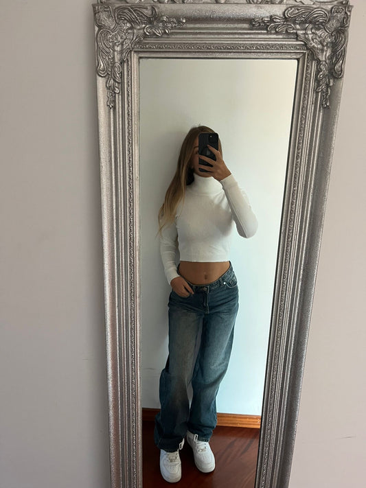 Maglioncino crop collo alto bianco