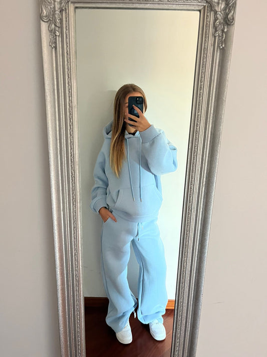 Tuta comfy celeste