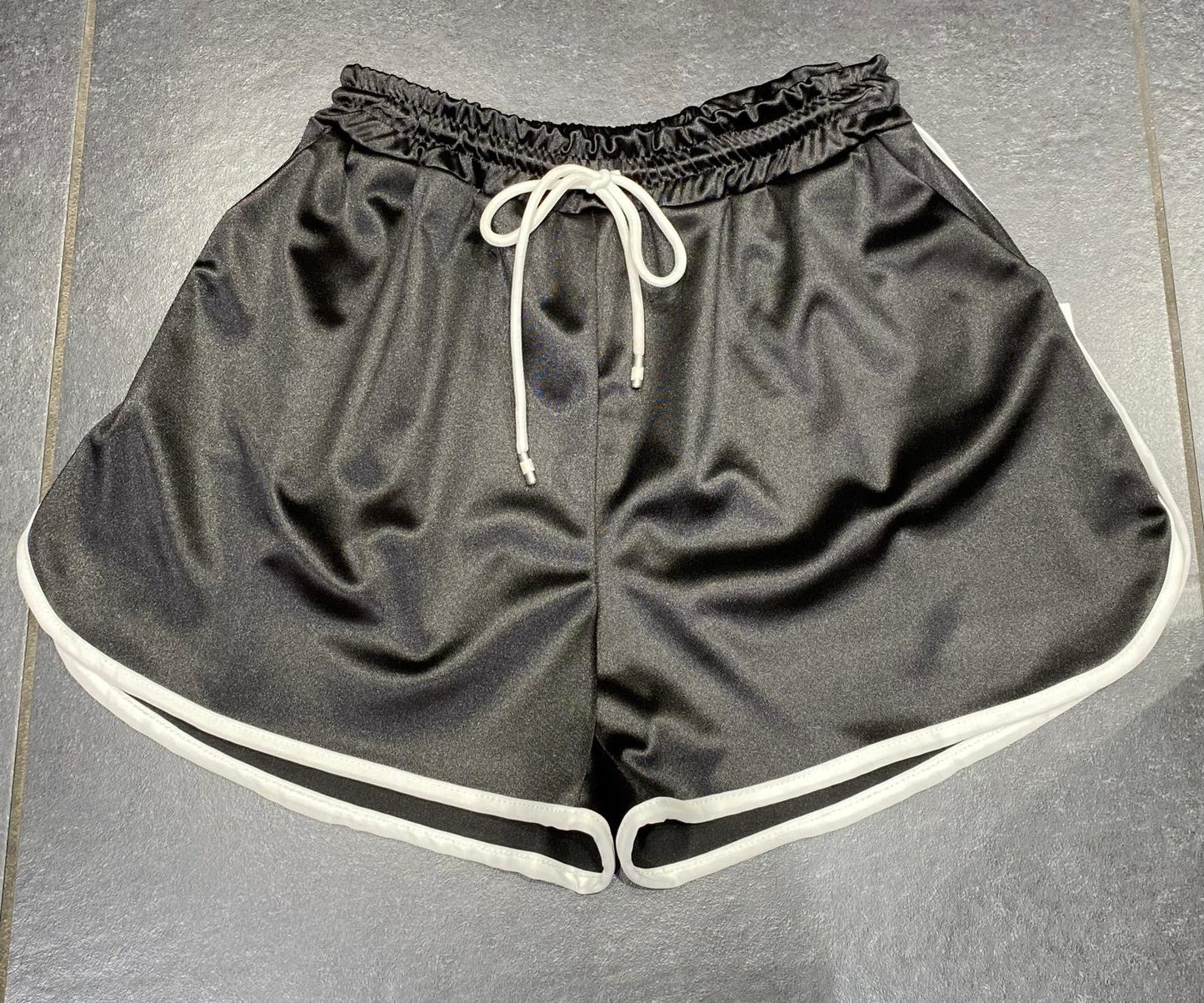 Shorts football in raso nero