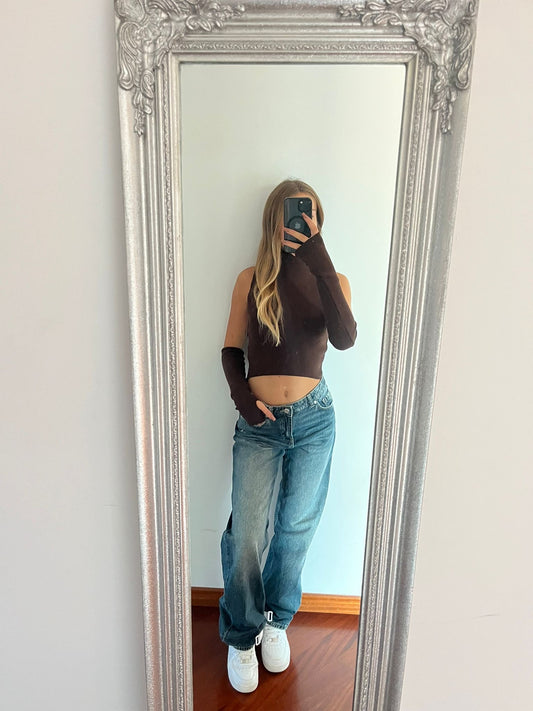 Pull crop con maniche marrone