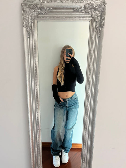 Pull crop con maniche nero