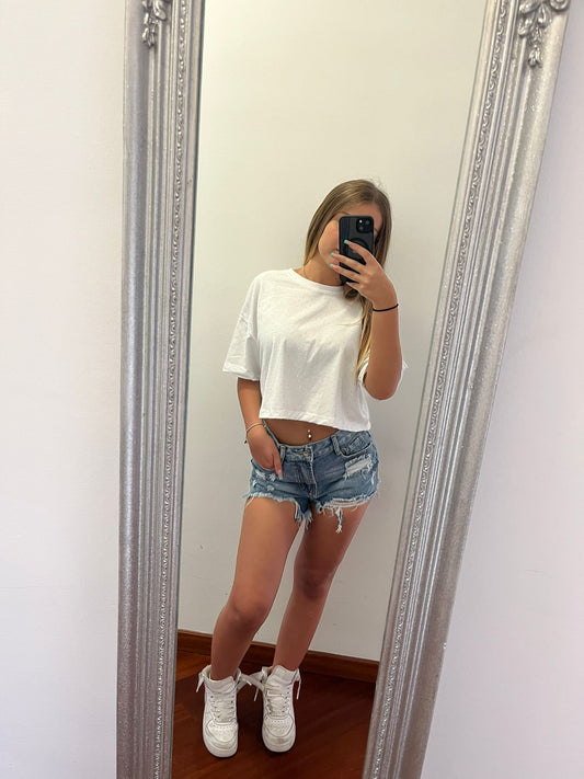 T-shirt corta con brillantini bianca