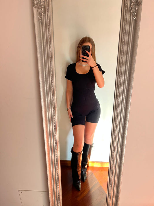 Jumpsuit modellante a costina