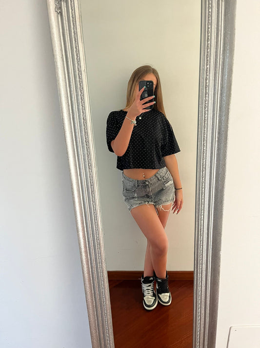 T-shirt corta con brillantini nera