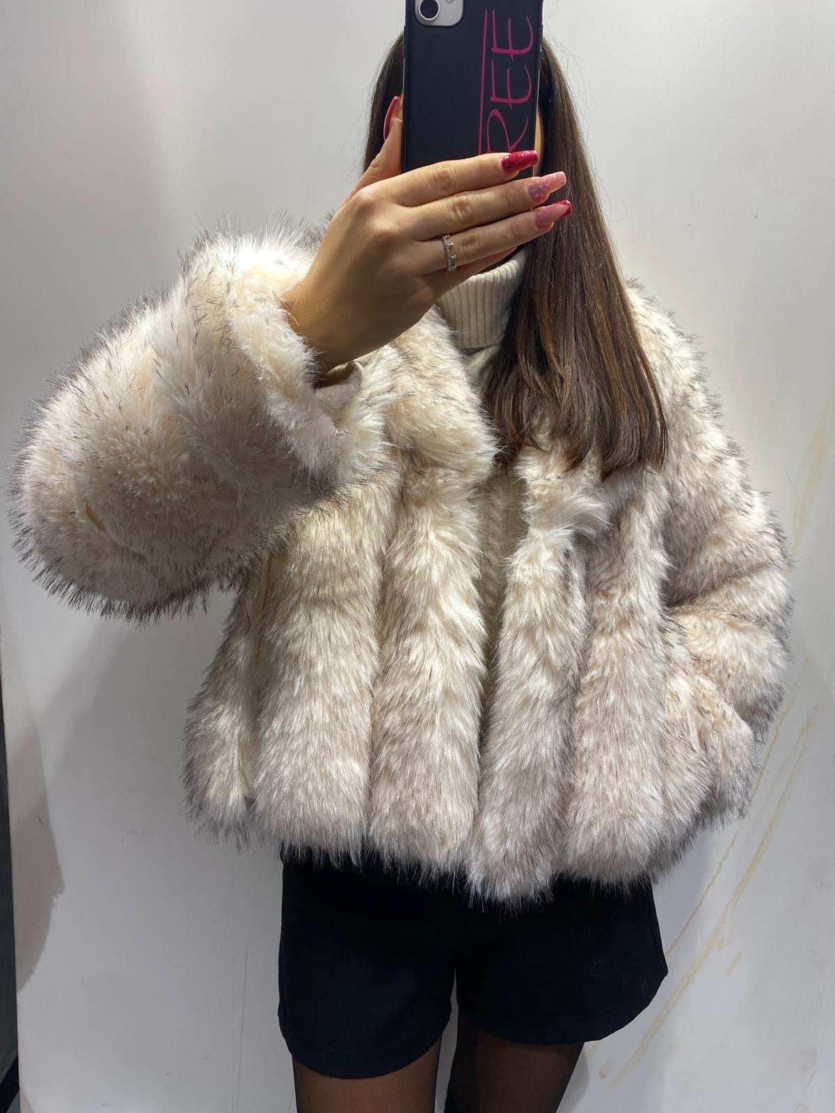 Pelliccia siberiana chiara