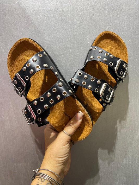 Ciabatta mod Birken nera con borchie