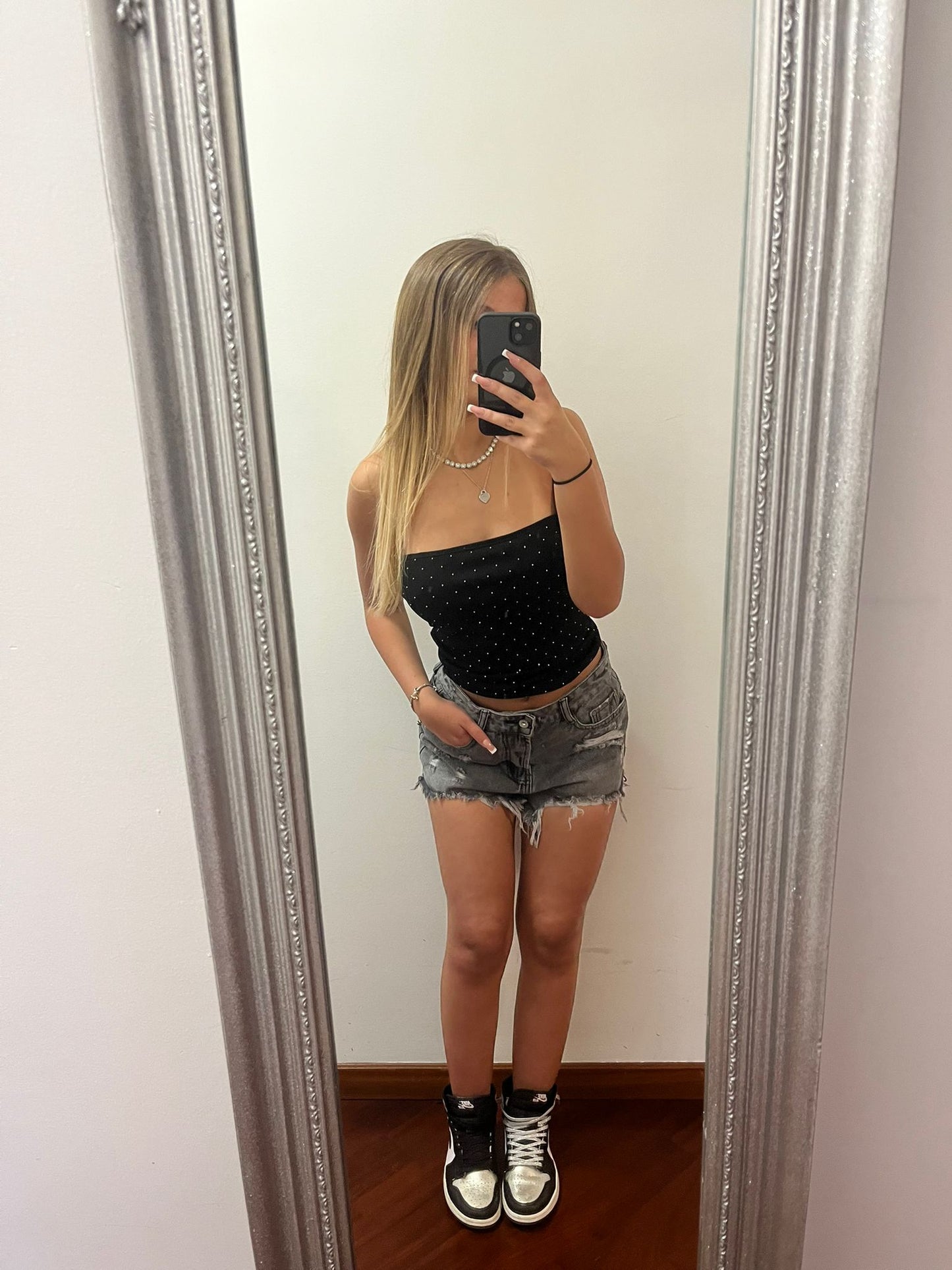 Top Nero con brillantini